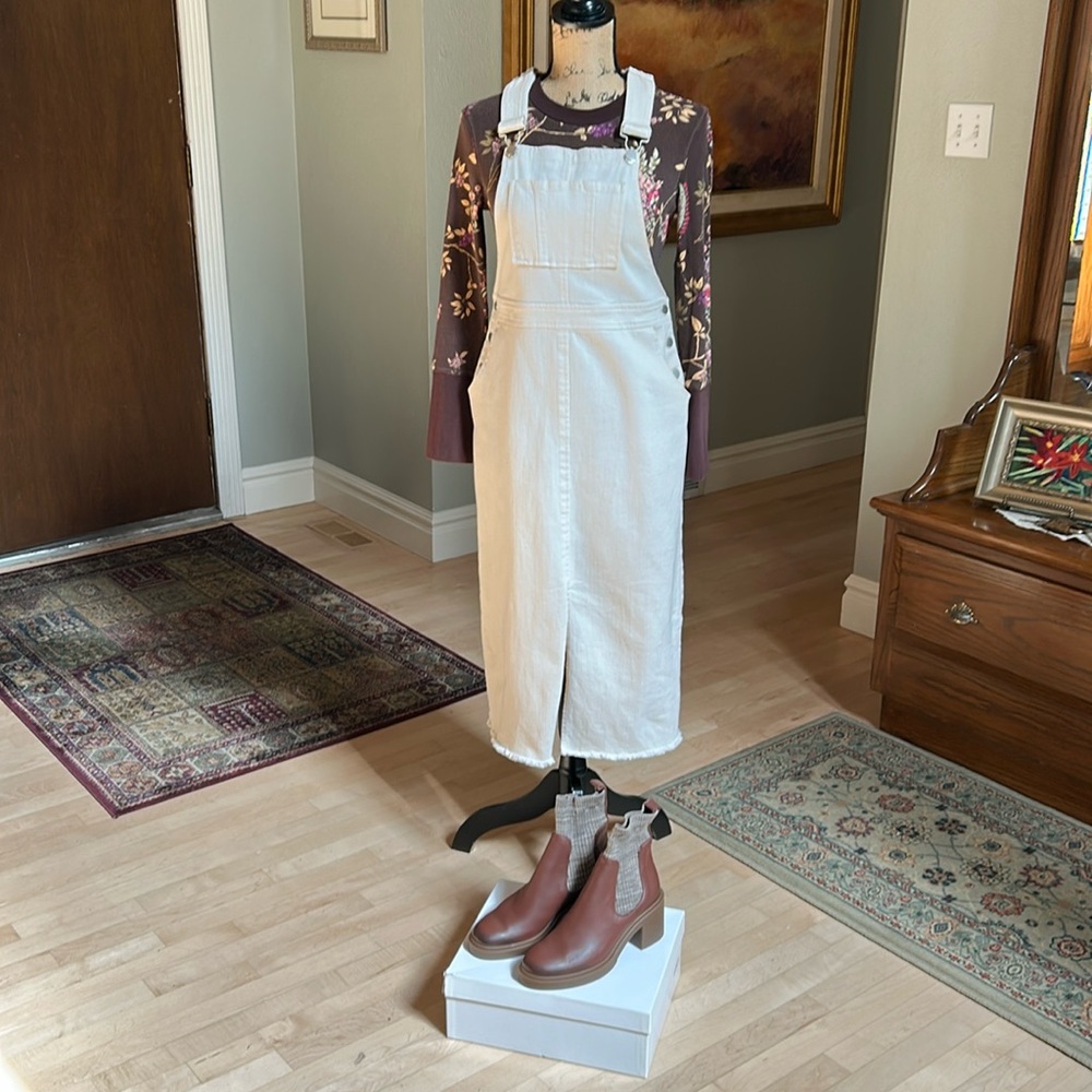 Sadie & Sage / Clear Eyes NWT Bib Overall Dress Size Small Cream